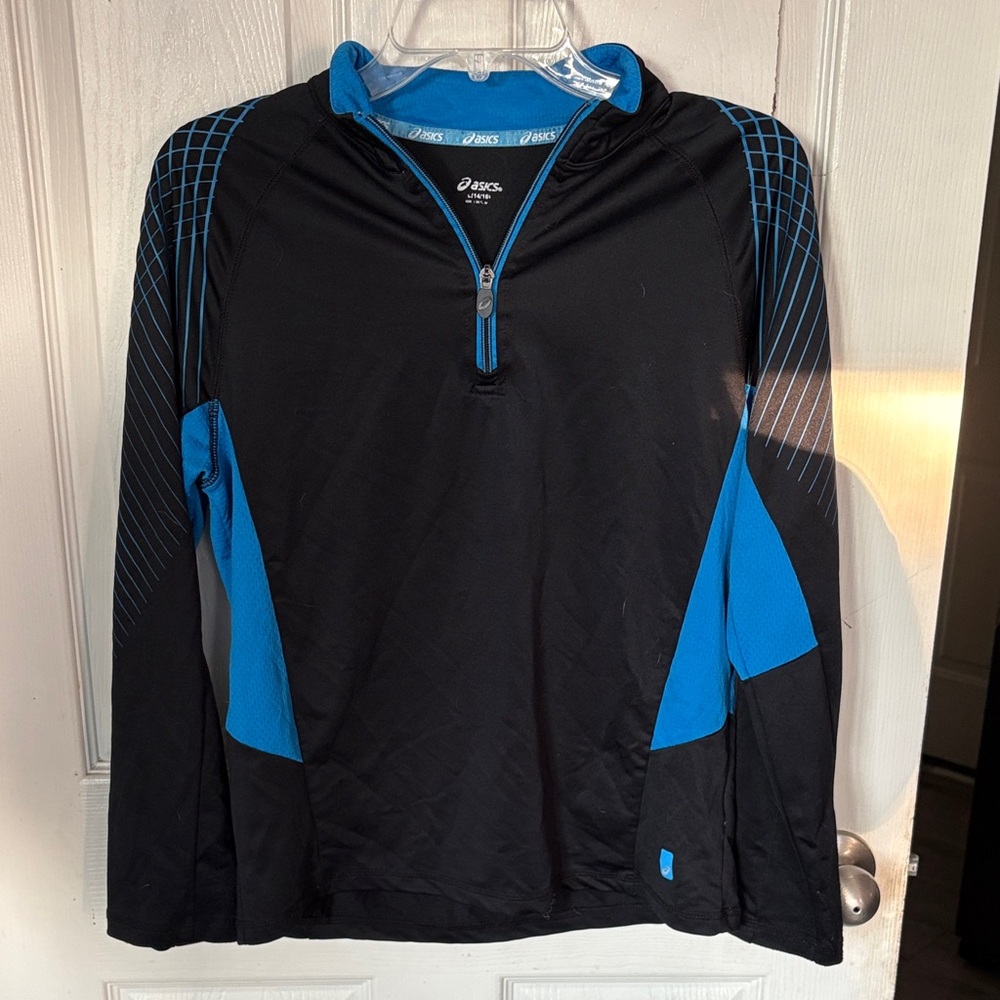 Boys ASICS Pull over 1/4 zip jacket. Size L 14/16.  Black and Blue